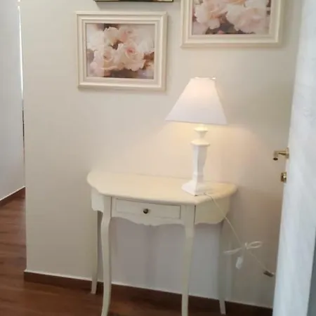 Residenza Via Rocca Tre Apartman