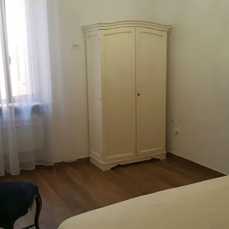 Residenza Via Rocca Tre Apartman *