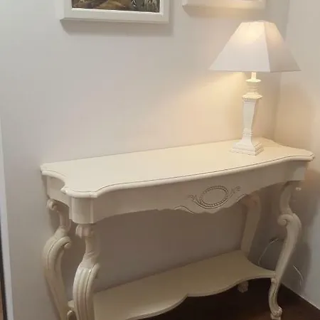 Residenza Via Rocca Tre Apartment